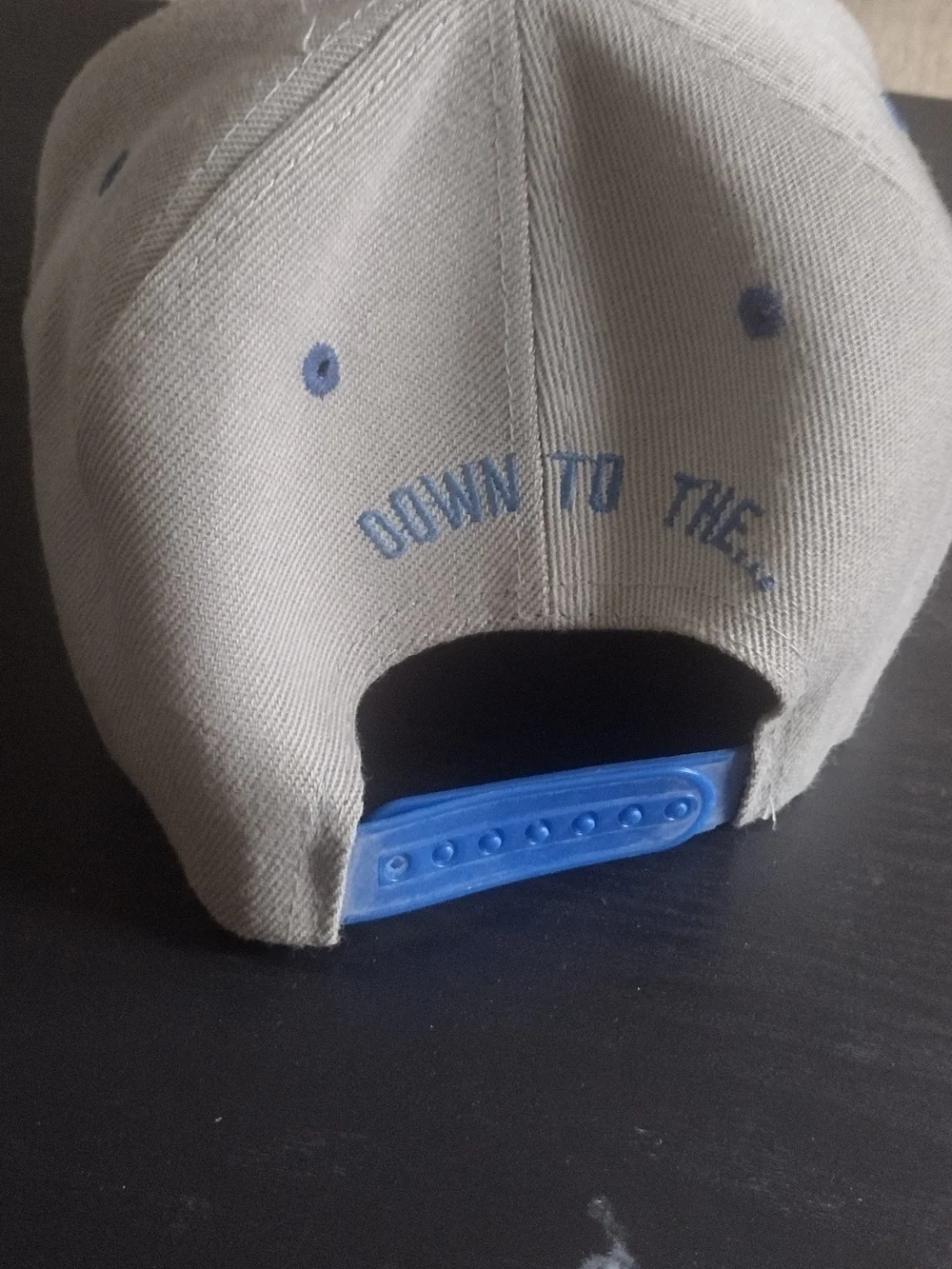 No Label adult size
